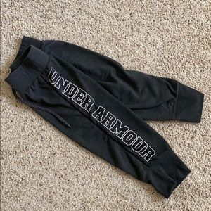 Under Armour cropped sweatpants